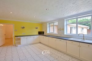 Kitchen- click for photo gallery